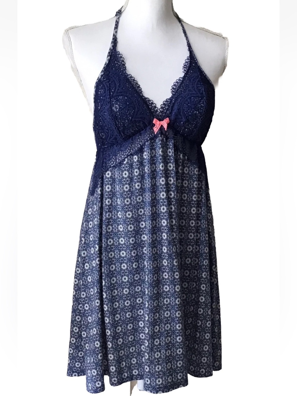 Victoria’s Secret Blue Floral Chemise
Padded Lace Halter - Size Large